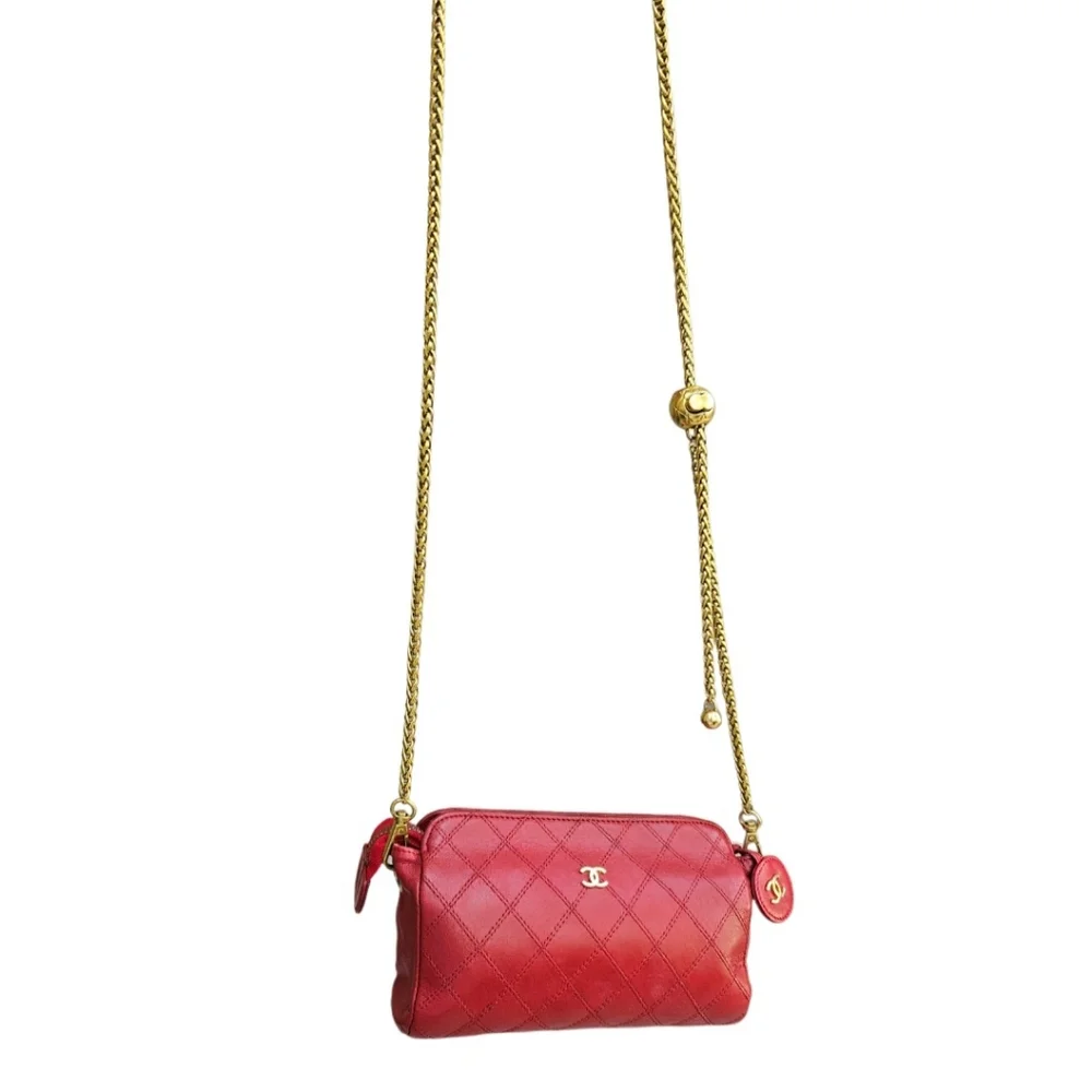 Chanel RARE Authentic lambskin red pouchette bag on ball adjustable chain - Picture 13 of 15